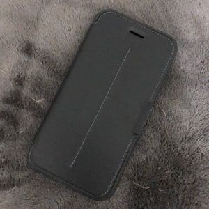EUC Otterbox iPhone 6 Case with Card Slot
